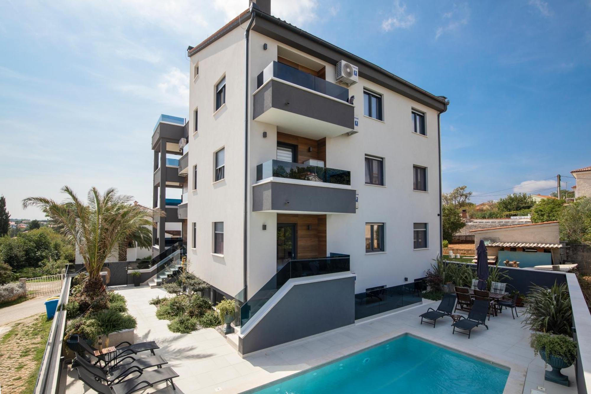 Apartment Sara IV Liznjan Exterior photo